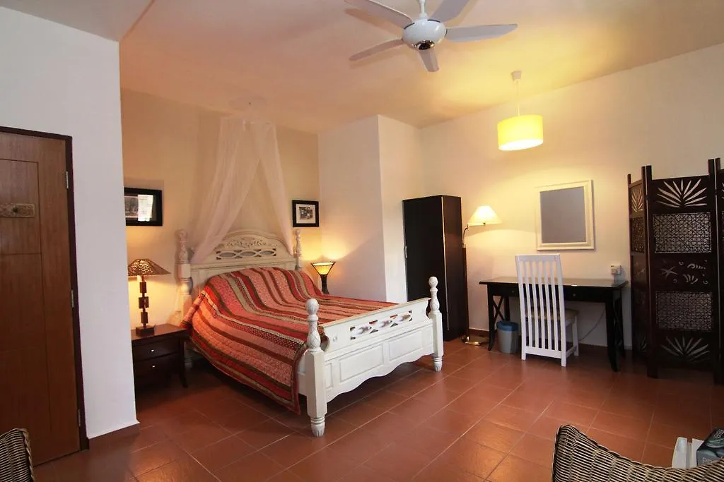 Driftwood Guest House Malacca 2*,  Malaysia