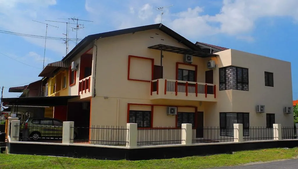 Driftwood Guest House Malacca Bed & Breakfast